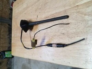 2007-2012 Nissan Sentra SER Spec V original antenna with wiring - Picture 1 of 2