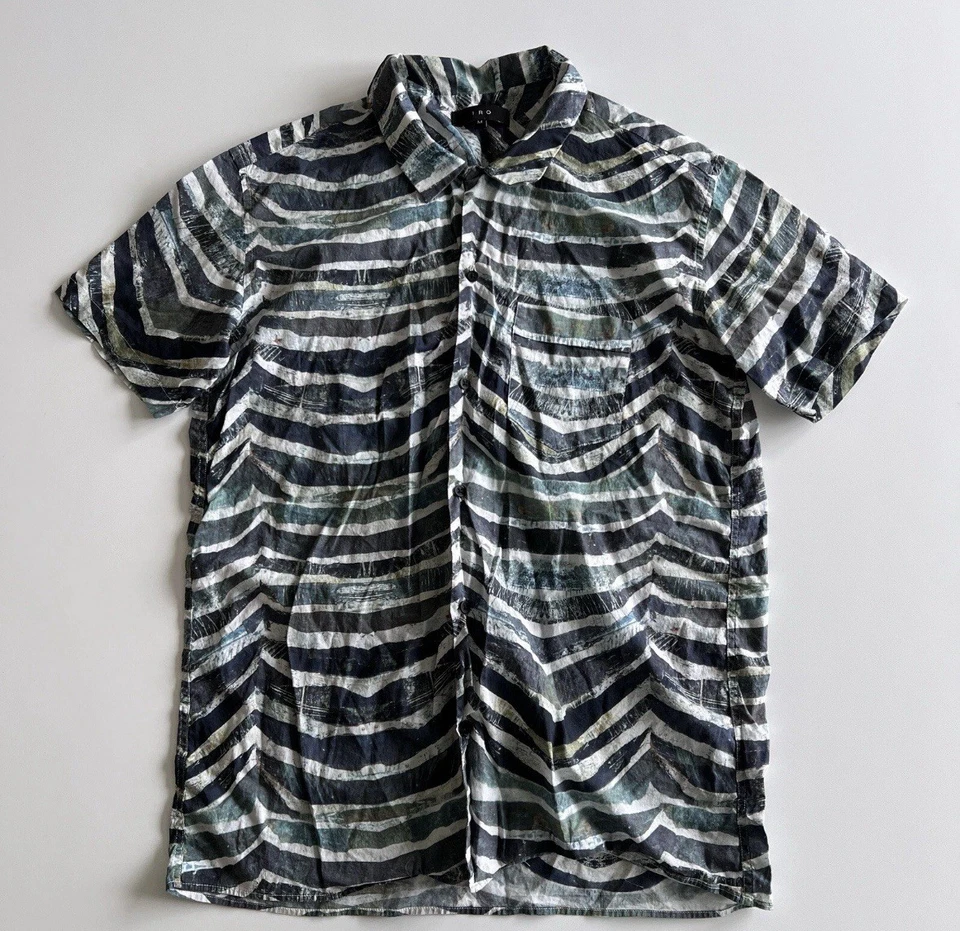 Camisa IRO Paris France Unisex Mediana Manga Corta Con Botones Estampado Acuarela Foto 1 de 4