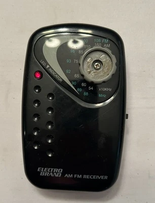 Radio Receptor AM FM Marca Electro Vintage Modelo 840 -Funciona- Foto 1 de 4