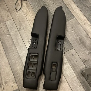 Honda CR-V MK3 Pair Arm Rest front Door Left Right Side BLACK - Picture 1 of 14