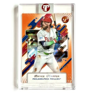 BRYCE HARPER 2025 Topps Pristine Encased Orange Refractor /25 #106 - Afbeelding 1 van 2
