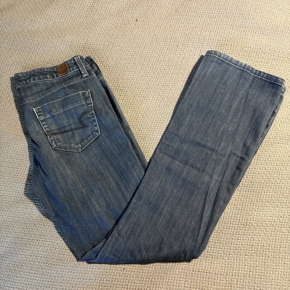 American Eagle True Bootcut Jeans Size 4 Low Rise Dark Wash Denim 97% Cotton - Image 1 of 4