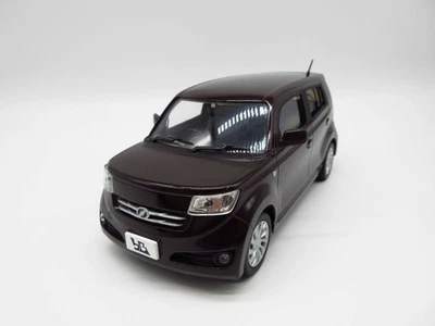1:24 Toyota 2nd bB Scion xB Color sample minicar Dark Red Mica​​ Diecast CHN - Image 1 of 4