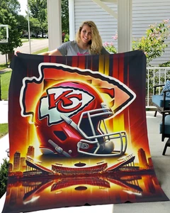 Kansas City Chiefs Velveteen Plush Fleece Blanket Soft Cozy NFL Home Décor Gift - Picture 1 of 21