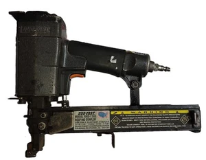 Duo-Fast Pneumatic Roofing Stapler Gun Model RNS-1748 1/2"-1-1/2" - Picture 1 of 16