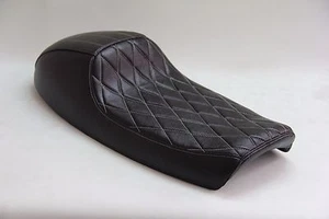 28.5 inches 1970 - 1975 Suzuki T500 Titan solo motorcycle seat CODE: T6097 - Imagen 1 de 8