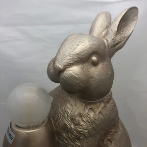 Süsse Tischleuchte HASE "Meister Lampe" gold Hase Höhe 33 cm  - Bild 1 von 7