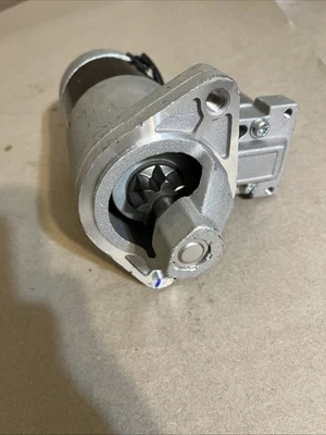Starter for Suzuki Grand Vitara 2.5L 1999 2000 2001 2002 2003 2004 2005 - Image 1 of 3