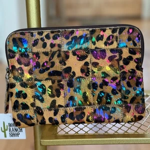 BOHO RANCH - Neu mit Etikett - Tasche aus echtem Rindsleder - Leopard + Regenbogen T3 - Bild 1 von 5
