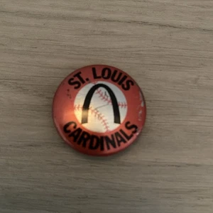 VINTAGE 1986 St. Louis Cardinals Crane Potato Chips 7/8 Inch Pinback, SCARCE! - Picture 1 of 2