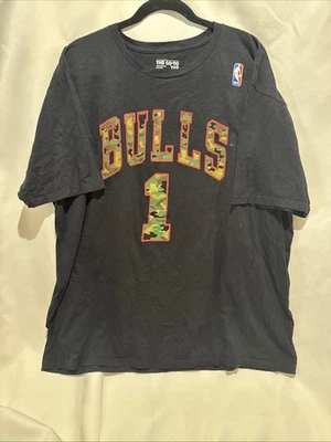 Camiseta Adidas Chicago Bulls Derrick Rose #1 Camuflagem Gráfica NBA Preta Tamanho 2XL - Imagem 1 de 3