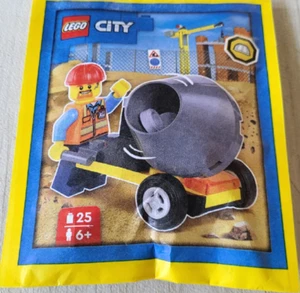 LEGO City Builder with Cement Mixer Paper Bag 952403-1 - Picture 1 of 1