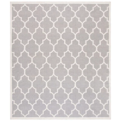 SAFAVIEH Dhurries DHU632G Handwoven Dark Grey /Ivory Rug - Image 1 of 4