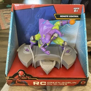 Toy RC Marvel Spider-ManGREEN GOBLIN On Glider Play Car Remote - Picture 1 of 7