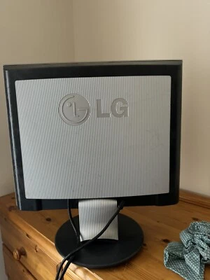 lg  flatron l193os - Image 1 of 4