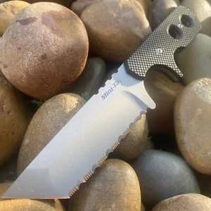 COLD STEEL MINI TAC TANTO NECK KNIFE FIXED BEAD BLAST SERRATED BLADE - Picture 1 of 8