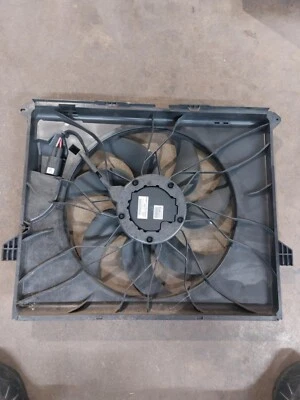 Ventilador eléctrico Mercedes Benz R W251 A2519063900 pieza original Foto 1 de 2