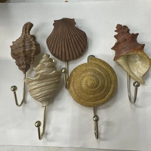 5 Piece Resin Ocean Sea Shell Decorative Wall Hooks VTG beach summer - Picture 1 of 7