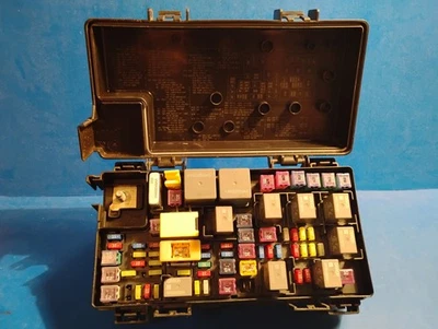 JEEP LIBERTY TIPM JUNCTION FUSE RELAY BOX 2012 68105502 OEM Tested - Image 1 of 4