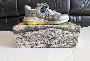 Zapatilla deportiva Gucci Ultrapace de cuero gris - para hombre talla US 9 NUEVA - Imagen 1 de 11
