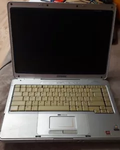Notebook HP Compaq Presario V2000 – Ersatzteile oder Reparieren - Bild 1 von 10