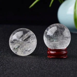 Esfera de cristal de cuarzo transparente natural crudo de 50 mm para el hogar Fengshui bola adorno curación - Imagen 1 de 17