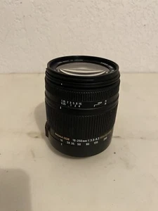 Objectif Zoom Sigma 18-250mm - Semi Hors Service - DC Macro OS HSM 3.5-6.3 Nikon - Bild 1 von 9