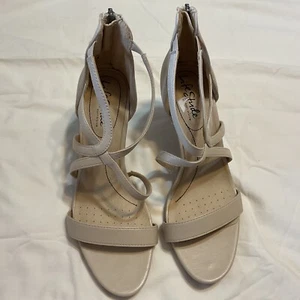 LifeStride Womens Masquerade Dress Heeled Sandal Beige 8M NEW - Picture 1 of 4