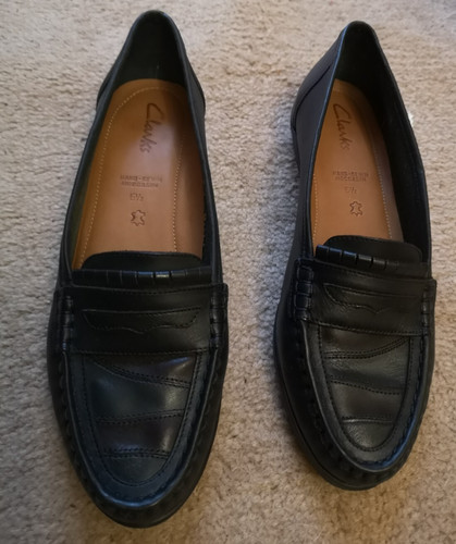 Mocassini donna Clarks taglia 5 5 uk in morbida pelle blu navy seminati a mano