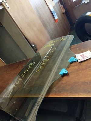 2002 2003 2004 2005 2006 Nissan Altima стекло задней двери со стороны водителя - Изображение 1 из 2