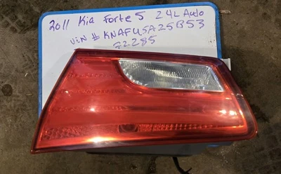 2011 Kia Forte 5 2,4 л авто левый внутренний задний фонарь лампа OEM - Изображение 1 из 4