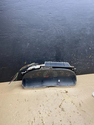 Cuadro de instrumentos velocímetro furgoneta Ford Econoline E250 E350 2001-2002 u5181 DG Foto 1 de 4