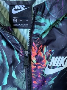 Nike Jacket Youth XL Lightweight Rain Jacket Hooded Floral Girls Windbreaker - Picture 1 of 3