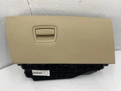 Caixa de luvas usada serve: 2013 BMW 528i grau A - Imagem 1 de 4