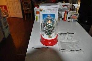 Árbol de Navidad musical de fibra óptica para el hogar de diciembre decoración de globo de nieve en caja - Imagen 1 de 8