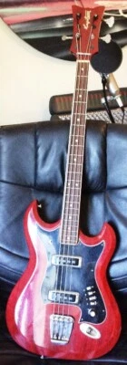 Hagstrom H8 Bass Guitar, 1967, Cherry Red RARE COLLECTABLE  - Image 1 of 4