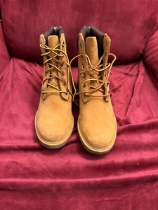 Women NWOT "Timberland" caramel/ brown block rubber heel lace up boots. Size 7 - Picture 1 of 3