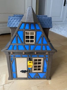 Playmobil Casa de entramado de madera azul Casa Azul Nuevo - Imagen 1 de 3