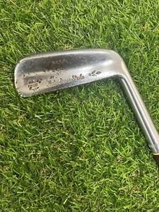 Ladies Wilson Ladies Super Stroke Putter - Picture 1 of 7