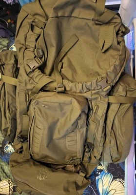 Tasmanian Tiger TT Range Pack MKII Oliv 100L Rucksack + kleiner Zusatztasche - Bild 1 von 4