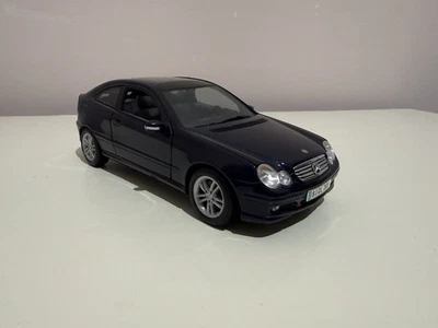 Mercedes Classe C Coupe 1/18 Maisto - Immagine 1 di 4