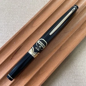 Pluma Estilográfica Sailor Bolsillo Tamaño Oro 18K Nuevo en Caja Talla F Hecha en Japón - Imagen 1 de 10