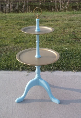 ANTIQUE QUEEN ANNE STYLE DOUBLE TIERED ACCENT TABLE Cover