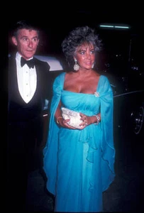 Roddy McDowall & Elizabeth Taylor file photo from August 24 198 .. Old Photo 5 - Picture 1 of 1