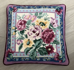 Vtg Handmade 15" X 15" Needlepoint Floral Wool Throw Pillow-Velvet zipper back - Picture 1 of 3