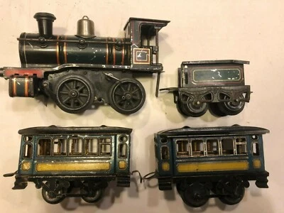 100+ YR OLD RARE TIN LITHO CLOCKWORK 0 GA BING PASSENGER SET, WORKS! EX, READ! - Image 1 of 4