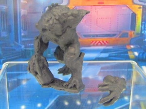 Space Behemoth Spaceship Monster Mini Miniature Figure 3D Printed Model 28/32mm - Foto 1 di 7