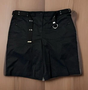 KAREN SCOTT Bermuda Shorts 18 Fabric Covered Buttons Grommet Belt Cotton Spandex - Picture 1 of 4