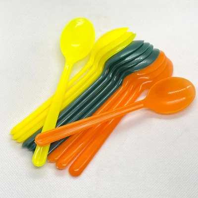 12 cucharas de plástico desechables - surtido color caramelo - verde/naranja/amarillo Foto 1 de 4