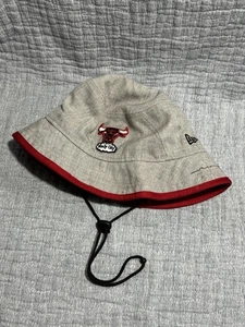 Windy City Chicago Bulls Bucket Hat Cap Sz XL Gray New Era Hardwood Classic HWC - Picture 1 of 7
